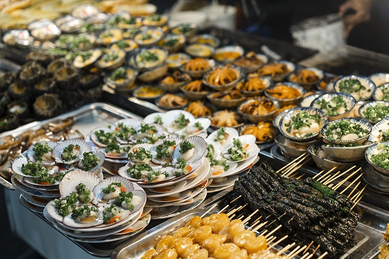 Visitors to Phu Quoc cannot miss the delicious fresh seafood and attractive local specialties