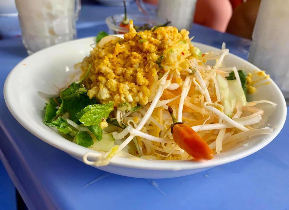 Bún kèn tại Hà Tiên thơm ngậy hơn nhờ hương vị từ nước cốt dừa