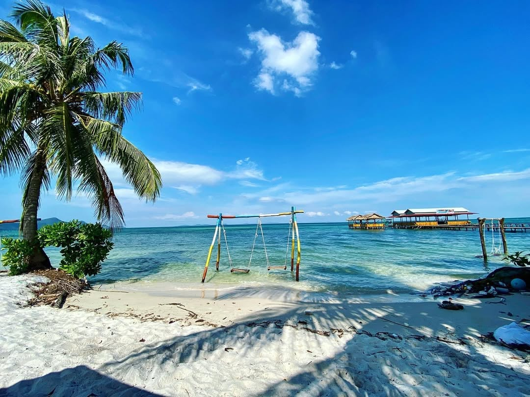 Làng chài Rạch Vẹm mùa sao biển khiến ai cũng trầm trồ