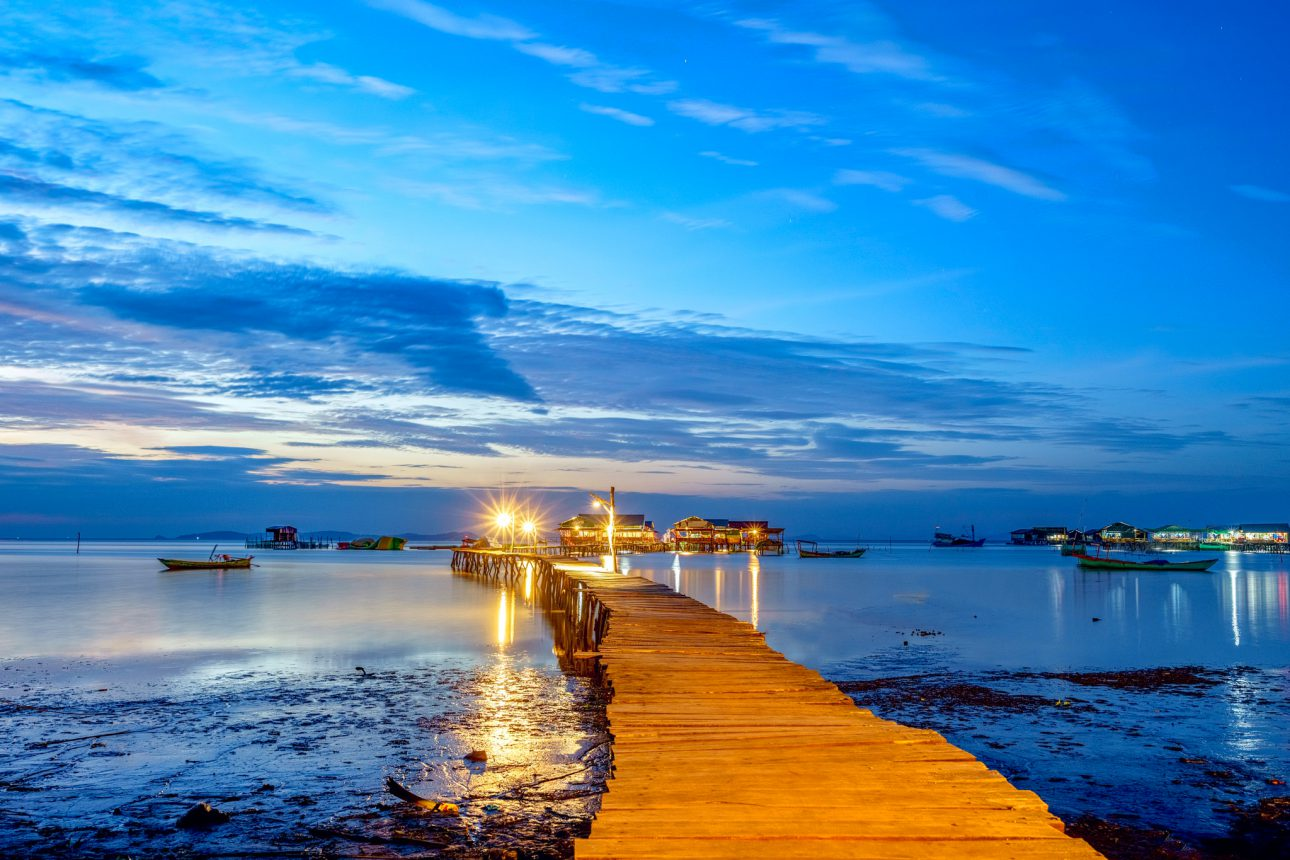 Nhắc đến mùa sao biển Phú Quốc, Rạch Vẹm luôn là cái tên được nhắc đến đầu tiên bởi khung cảnh gần như “độc nhất” trên đảo