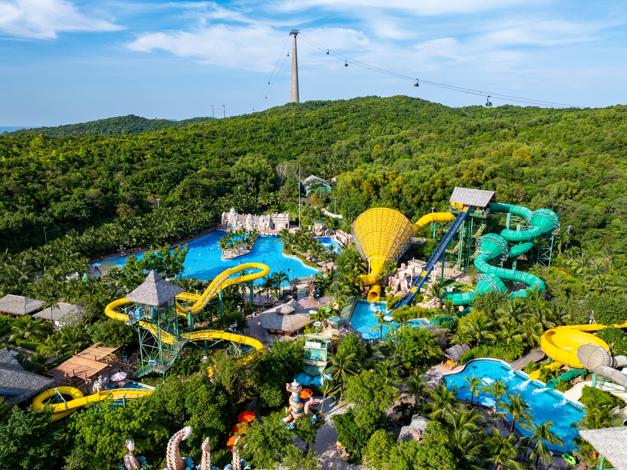 Quy mô rộng lớn và hiện đại của Sun World Hon Thom