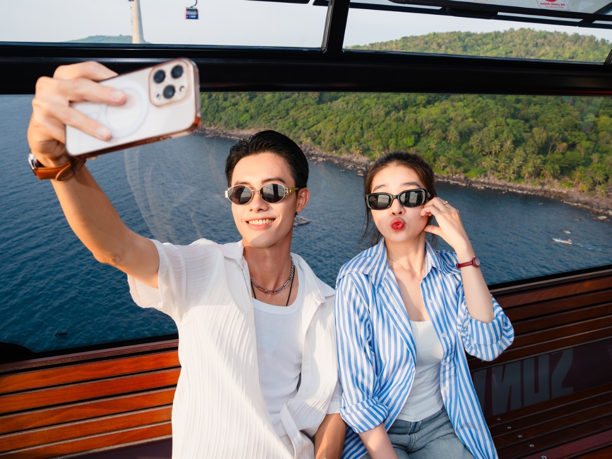 Trải nghiệm tuyến cáp treo 3 dây vượt biển dài nhất thế giới