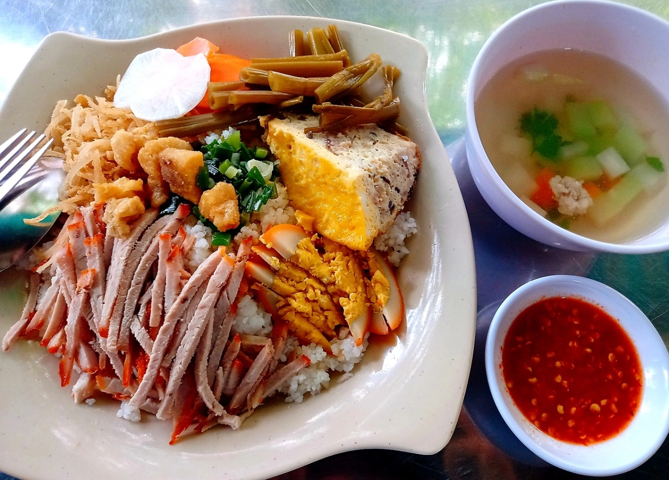Nhắc đến ẩm thực An Giang, nhiều người sẽ nghĩ ngay đến cơm tấm Long Xuyên