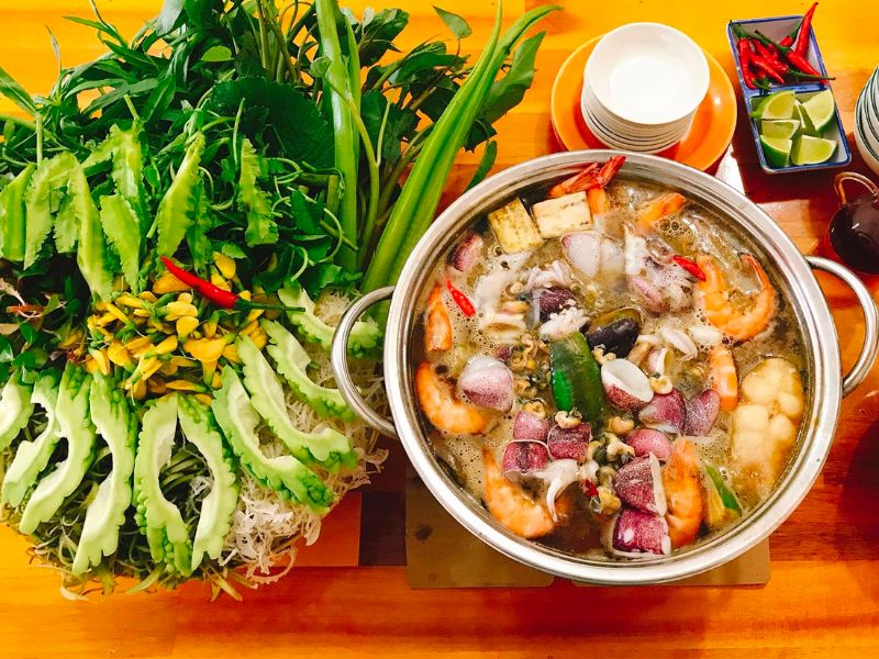 Ẩm thực là một phần không thể thiếu khi tham gia tour Châu Đốc Núi Cấm