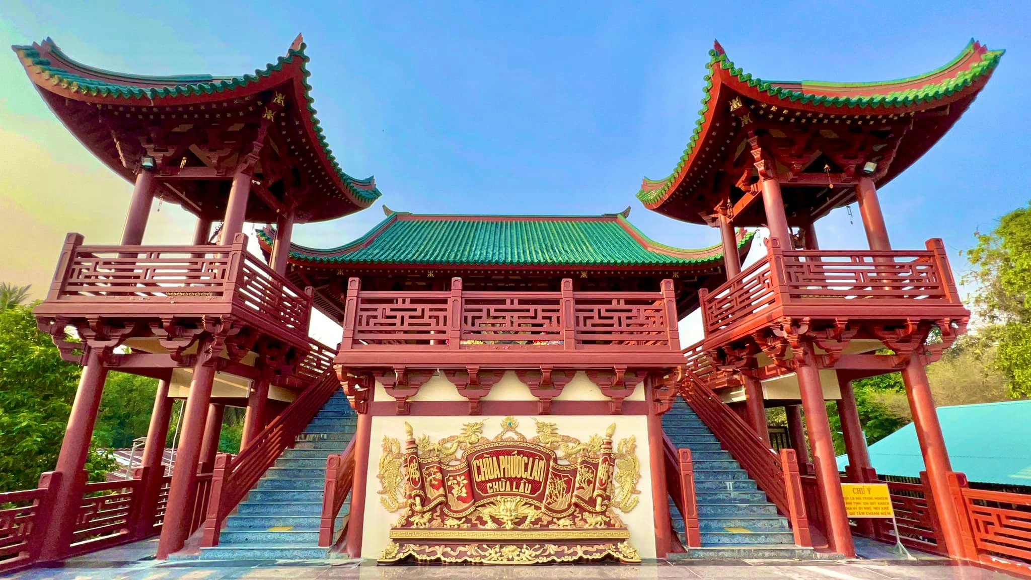 Chùa Lầu là điểm đến tâm linh nổi tiếng tại vùng đất An Giang