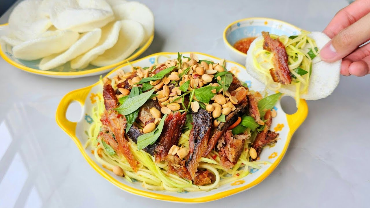 Khô cá lóc là đặc sản nổi tiếng miền sông nước An Giang