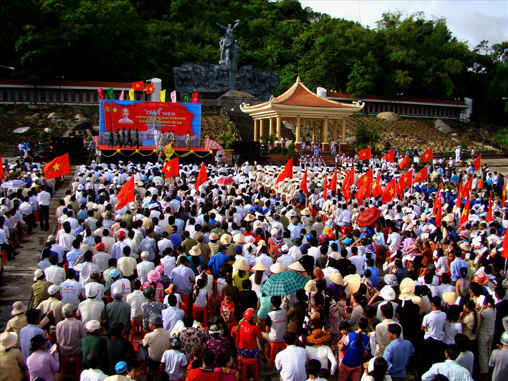 Mộ chị Sứ là di tích lịch sử nổi tiếng tại Hòn Đất
