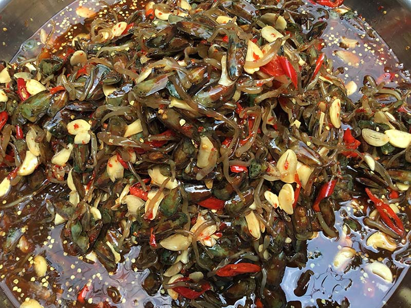 Món mắm cà xỉu được nhiều du khách yêu thích vì hương vị đậm đà đặc trưng