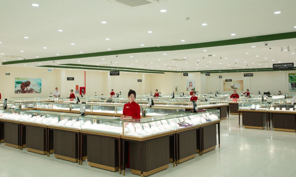 Showroom sang trọng và quy mô lớn của ngọc trai Ngọc Hiền