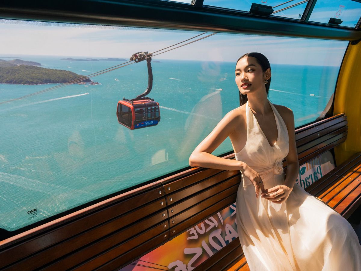 The Hon Thom Cable Car offers visitors breathtaking panoramic views of Southern Phu Quoc's islands from above.