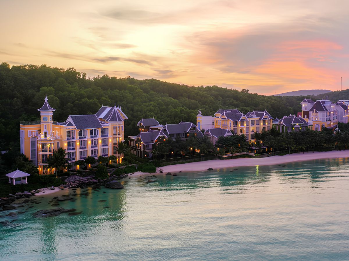 W Marriott Phu Quoc Emerald Bay is a luxury beachfront resort at Kem Beach.