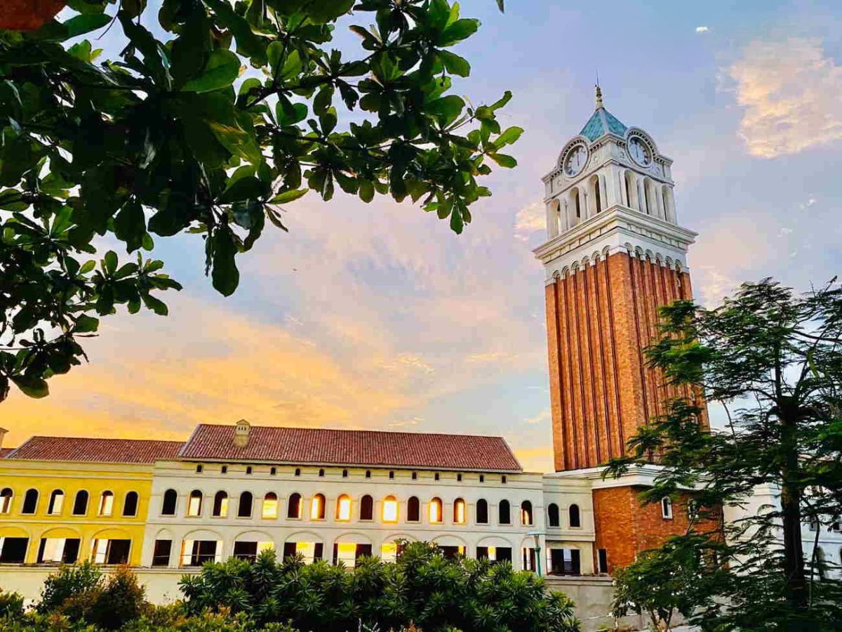 The Clock Tower adds a European charm to Sunset Town, Phu Quoc.