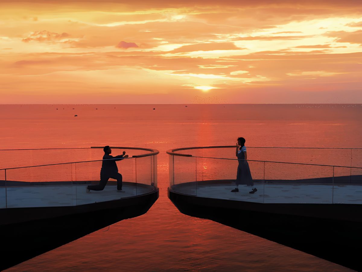 Kiss Bridge symbolizes love and connection, creating one of the most iconic sunset moments in Phu Quoc.