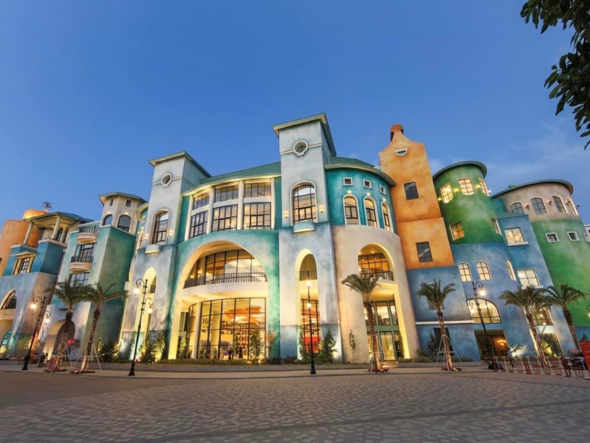 Sun Signature Gallery mang đến trải nghiệm thị giác ấn tượng với phong cách nghệ thuật độc đáo của Bill Bensley. (Nguồn: Sưu tầm)