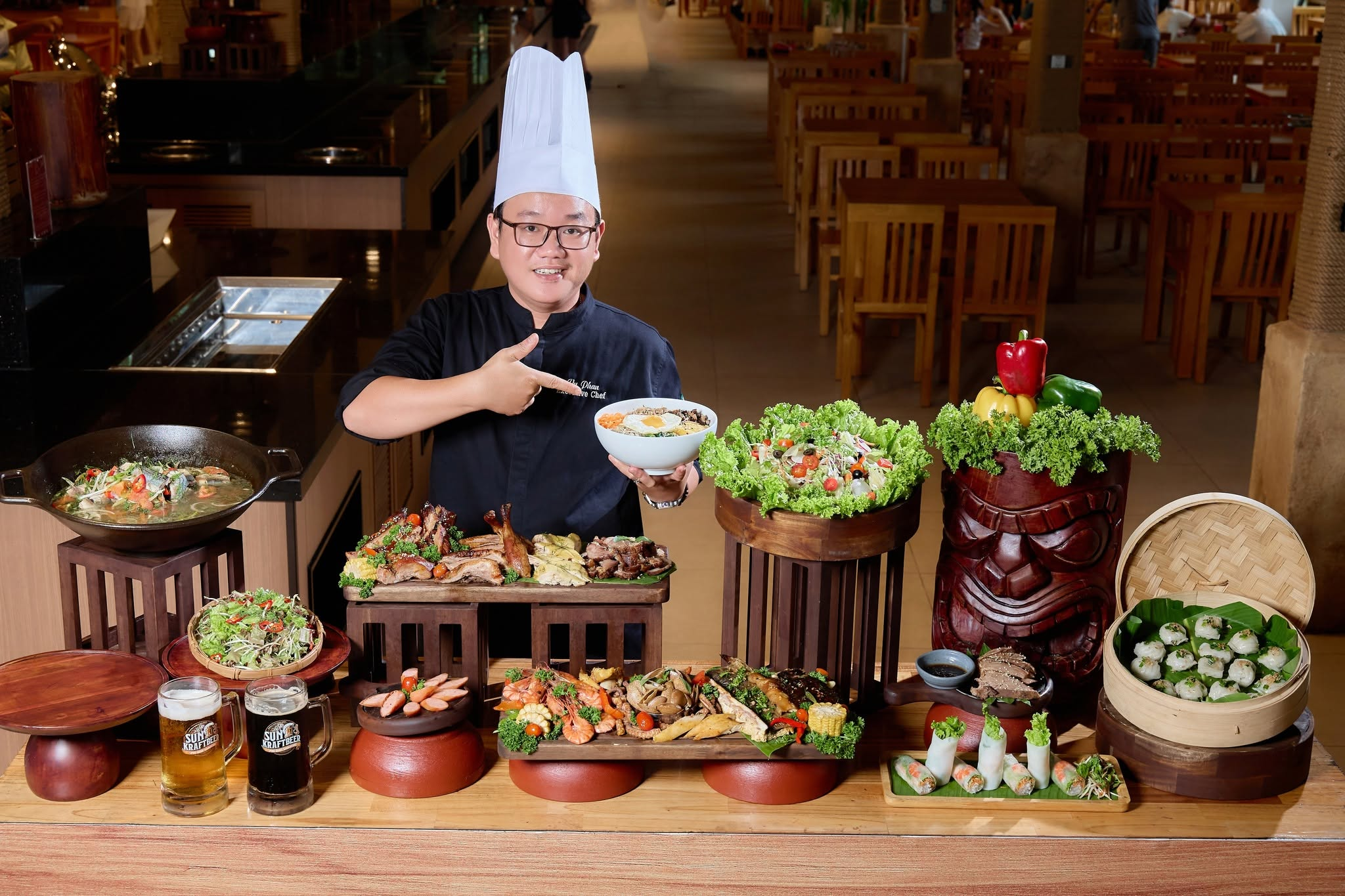 Nhà hàng buffet Mango phục vụ đa dạng món ăn Á Âu trong không gian ẩm thực tiện nghi tại Sun World Hon Thom. (Nguồn: Sưu tầm)