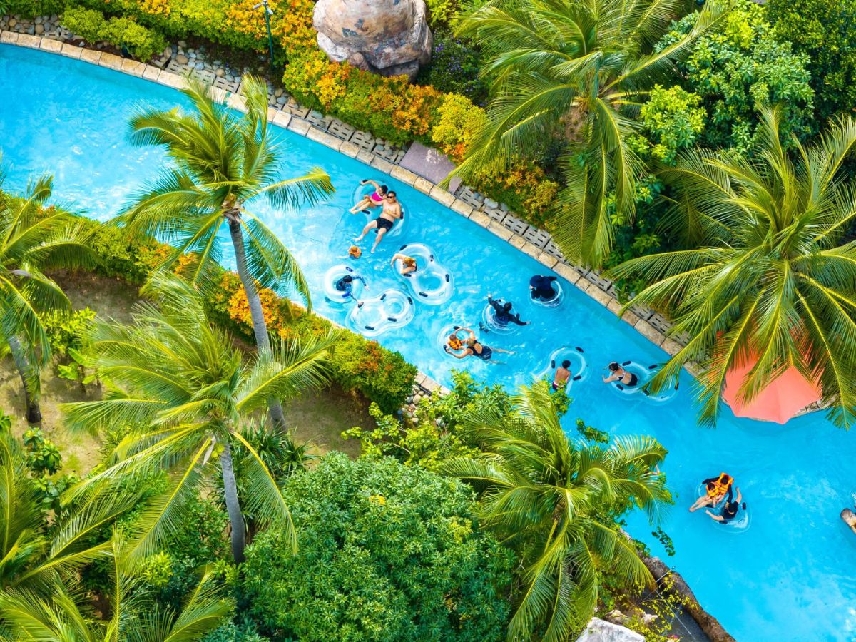 Nằm trên đảo Hòn Thơm, Sun World Hon Thom là điểm đến kết hợp hài hòa giữa thiên nhiên biển đảo và các hoạt động vui chơi, giải trí. (Nguồn: Sưu tầm)
