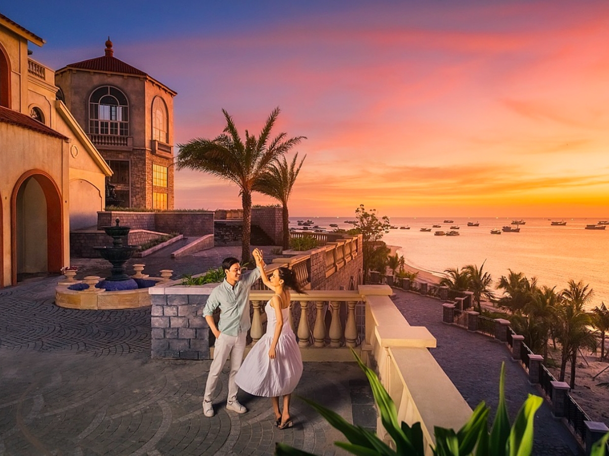 Lịch trình khám phá Sunset Town 1 ngày giúp trải nghiệm trọn vẹn kiến trúc, ẩm thực và các hoạt động giải trí nổi bật. (Nguồn: Sưu tầm)