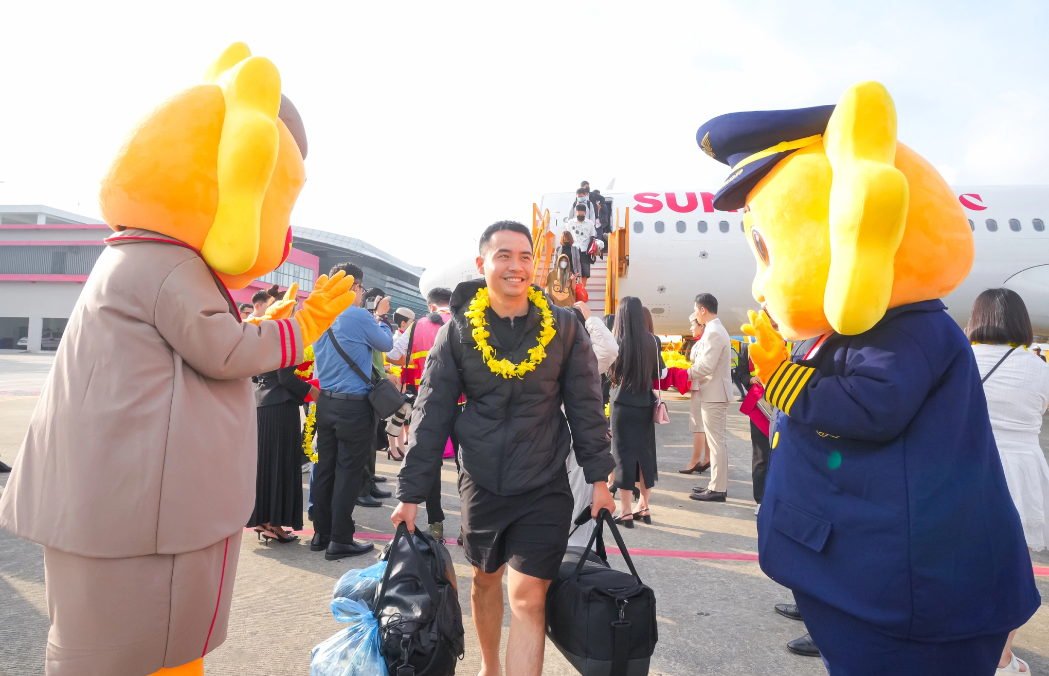 Lưu giữ boarding pass cẩn thận sẽ giúp bạn dễ dàng sử dụng các ưu đãi về lưu trú, ẩm thực và dịch vụ tại Phú Quốc. (Nguồn: Sưu tầm)