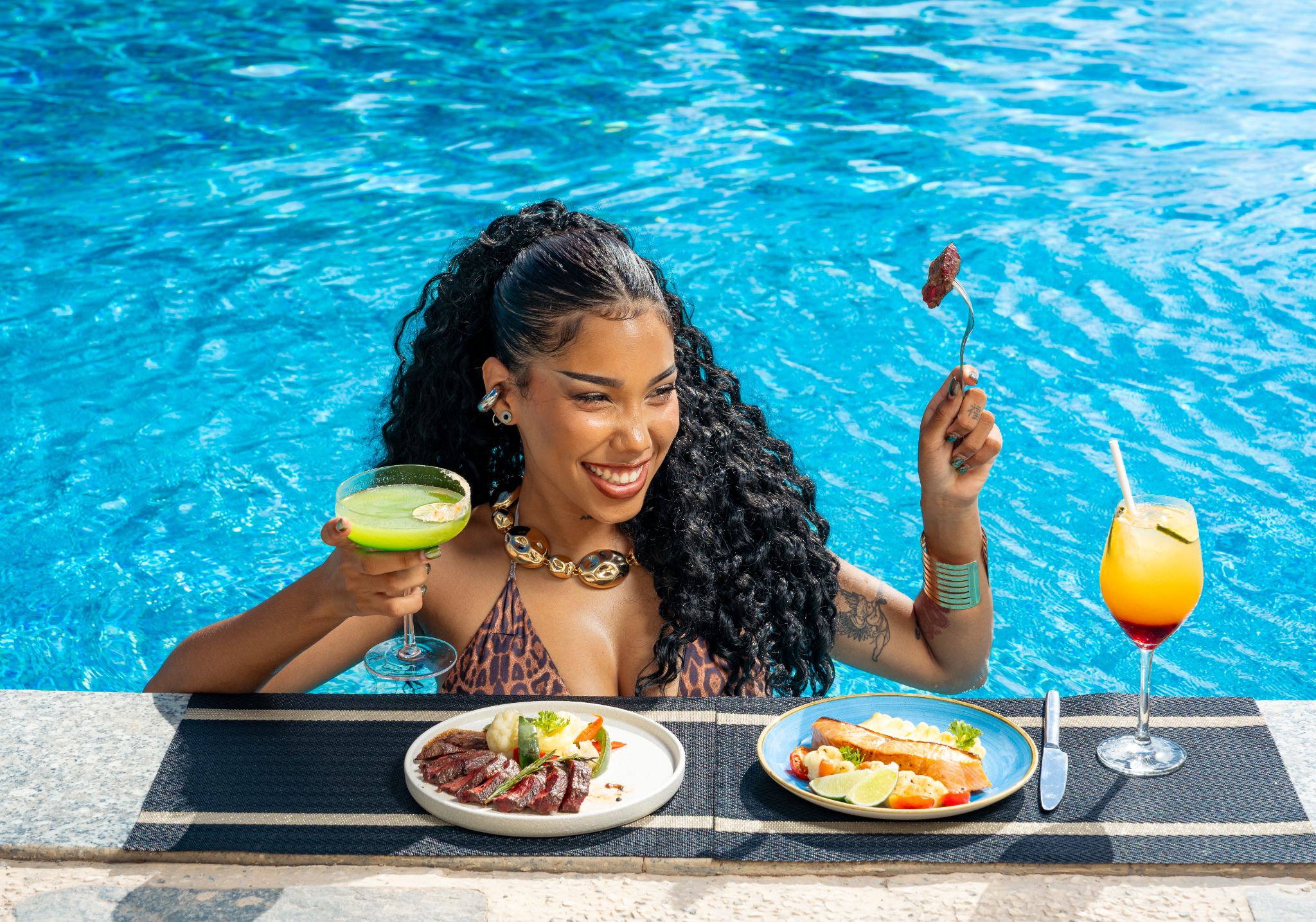 Góc chụp cực “slay” tại Santo Beach Club. (Nguồn: Sưu tầm)