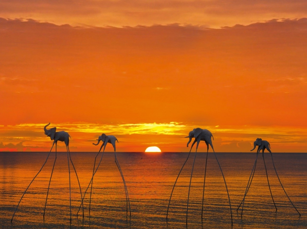 Nói đến địa điểm nghe nhạc hoàng hôn Phú Quốc, không thể bỏ qua Sunset Sanato tại khu vực Bãi Trường. (Ảnh: Sưu tầm)
