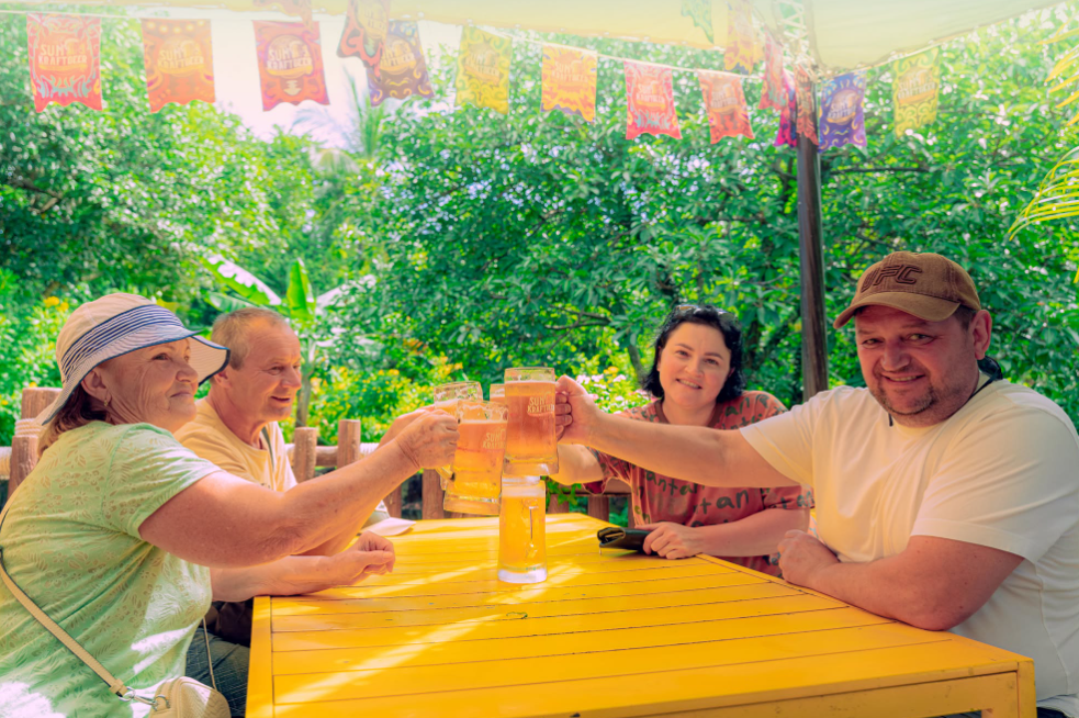 Xu hướng beer garden ven biển Phú Quốc lại khoác lên mình một diện mạo hoàn toàn mới. (Ảnh: Sưu tầm)