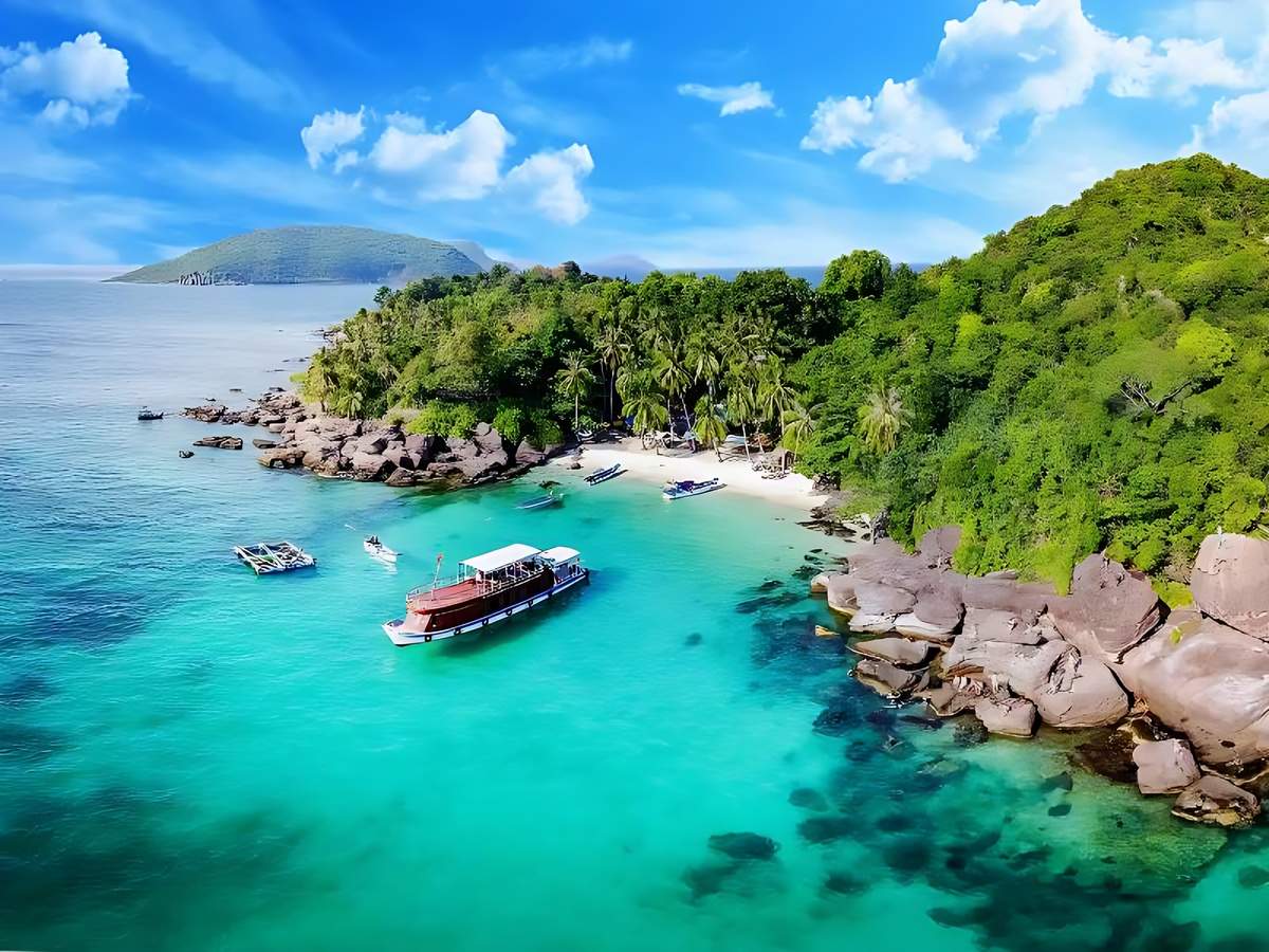 Chênh lệch giá giữa hai mùa có thể từ vài trăm nghìn đến hơn một triệu đồng.