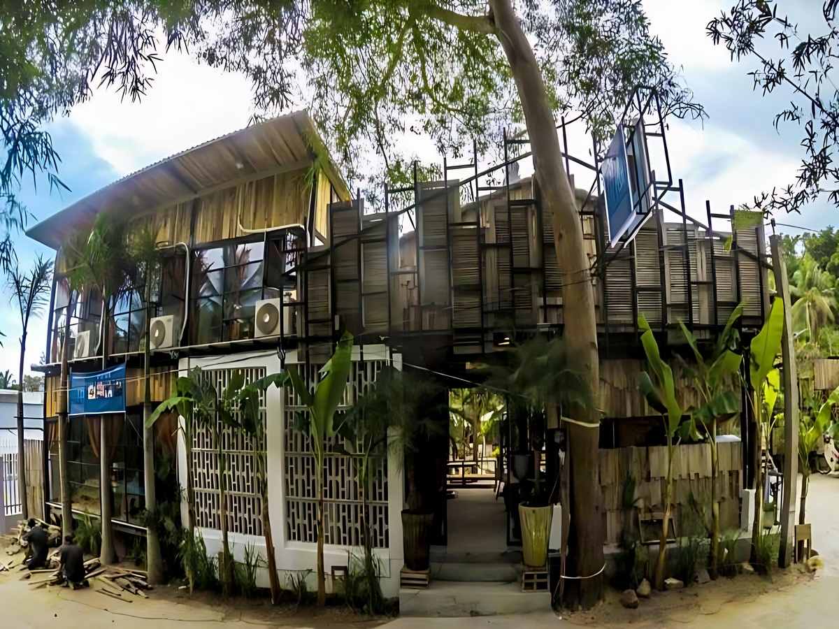 The Fish Hostel có thiết kế hiện đại, tiện nghi cơ bản đầy đủ.