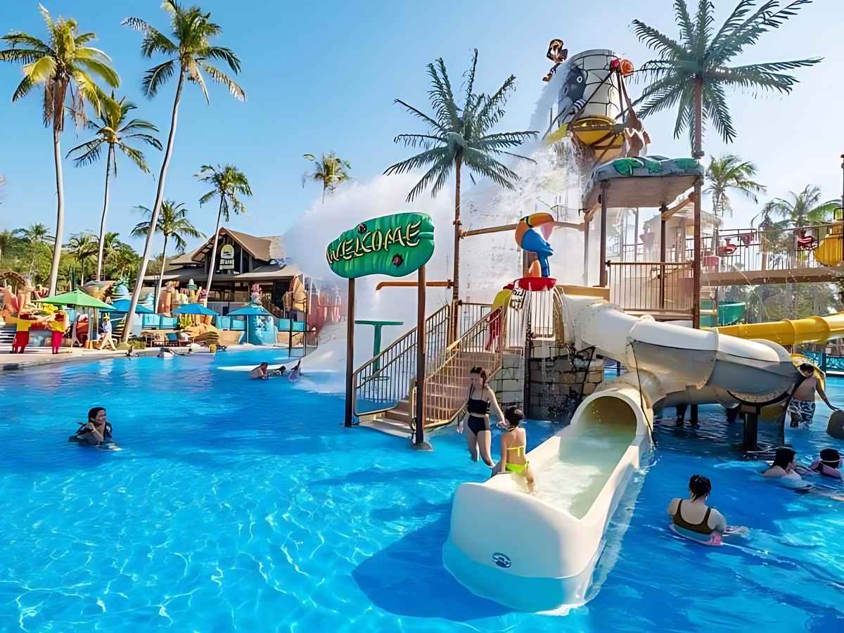 Dòng sông lơ đãng tại Aquatopia Water Park