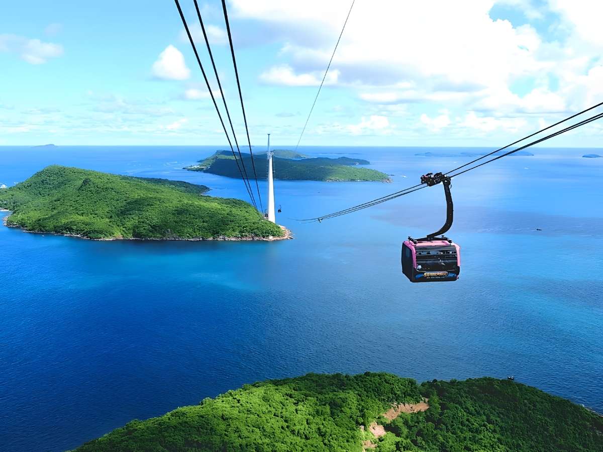 Sun World Hon Thom với cáp treo và công viên nước Aquatopia