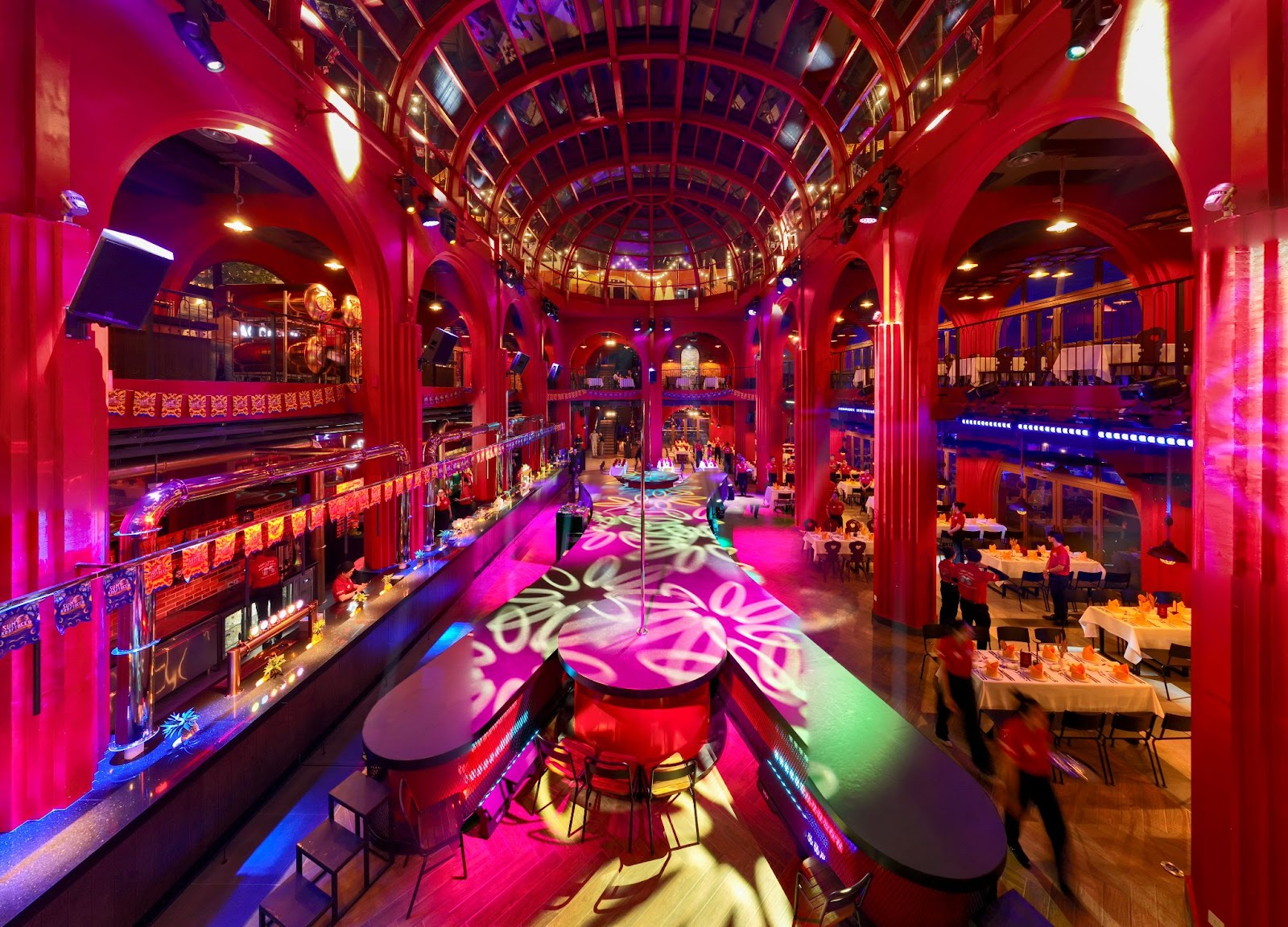 Những màn trình diễn mãn nhãn của Symphony of the Sea (Ảnh: Sưu tầm)