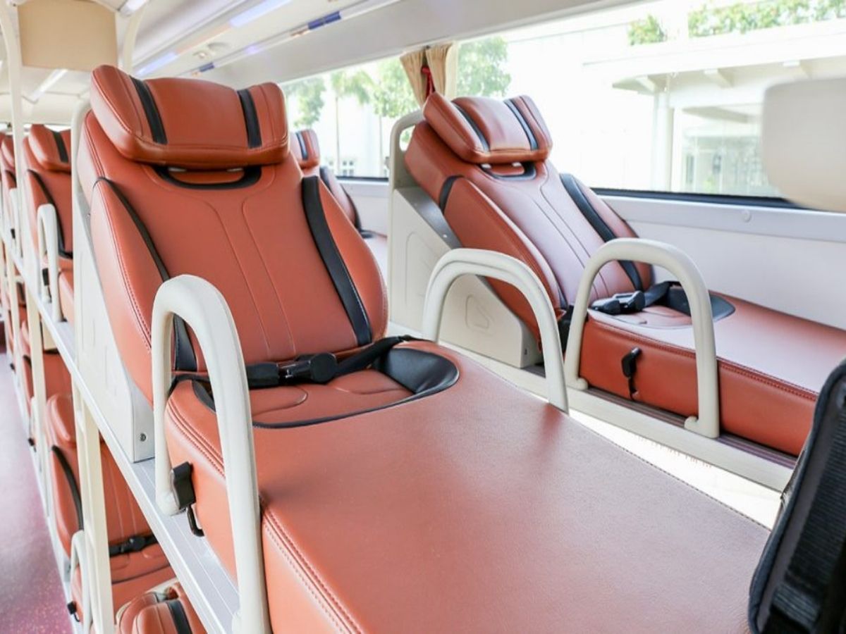 Xe limousine đang trở thành lựa chọn ưu tiên cho những ai muốn trải nghiệm cao cấp khi đi từ Hà Nội đến Hạ Long