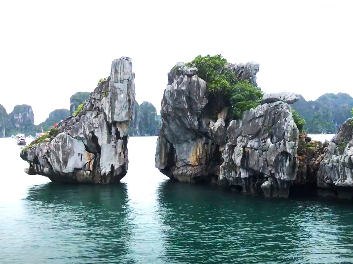 Truyền thuyết của hòn Trống Mái.