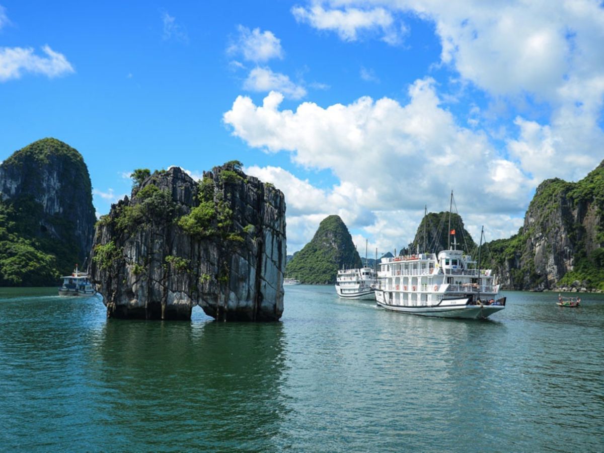 Trải nghiệm vui chơi tại Hạ Long Quảng Ninh.