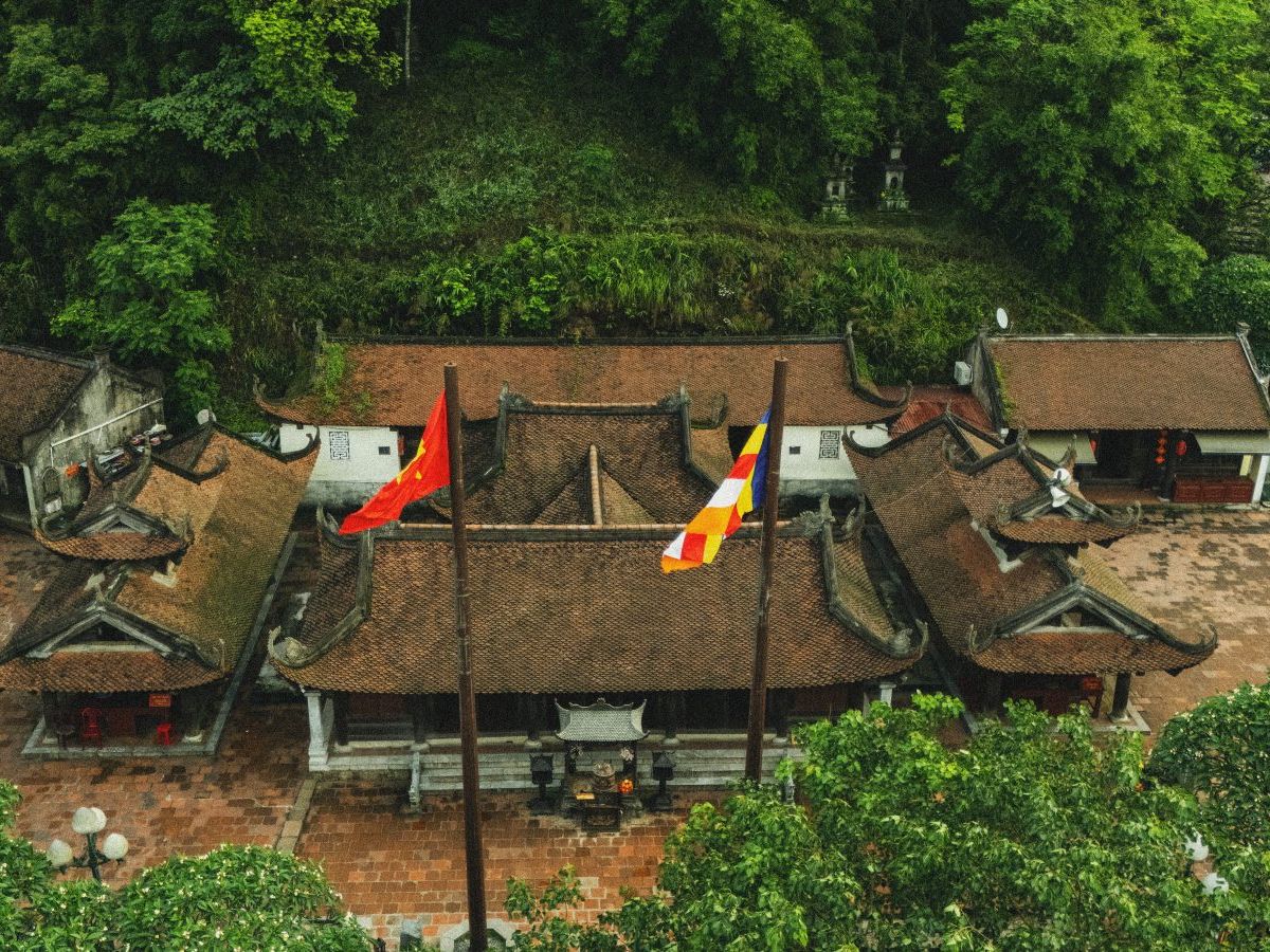 Chùa Hoa Yên nằm trong trong quần thể danh thắng Yên Tử.