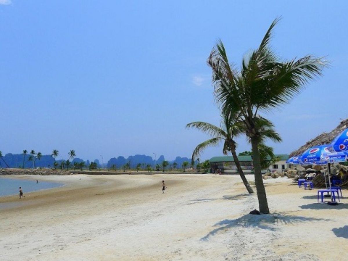 Tuần Châu nổi tiếng với bãi biển đẹp khu nghỉ dưỡng cao cấp và cảng tàu du lịch lớn. (Nguồn: Sưu tầm)