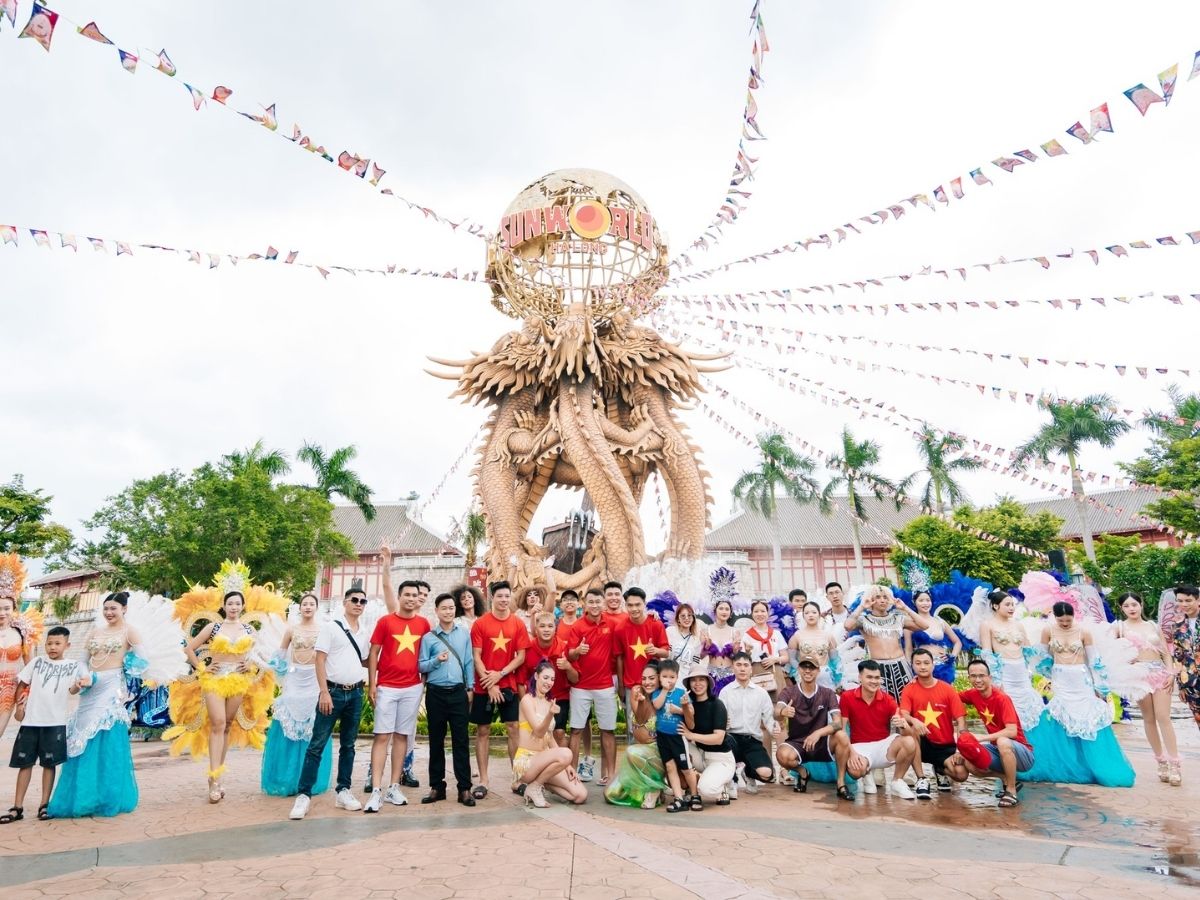 Nếu bạn kết hợp vui chơi ban ngày tại Sun World Ha Long, việc gửi xe tại khu vực này là lựa chọn rất hợp lý.