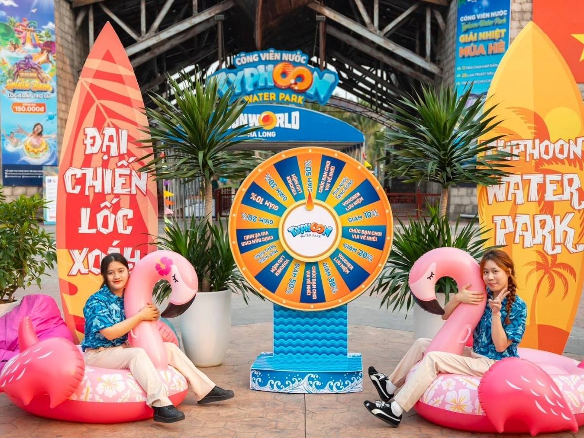 Khi bạn trải nghiệm tại Sun World Ha Long ban ngày và tiếp tục đến VUI-Fest Hạ Long buổi tối.