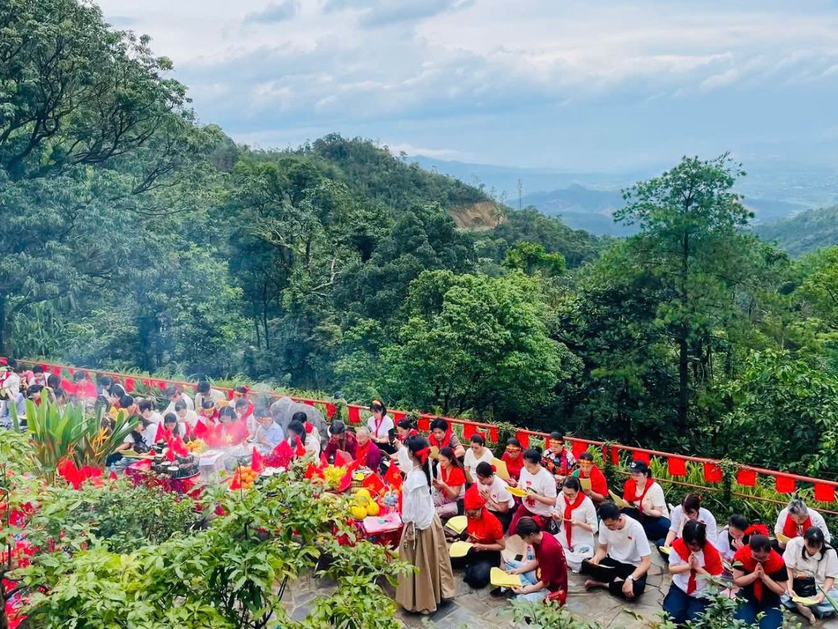 Dịp Quốc khánh, Quảng Ninh thu hút nhiều du khách.