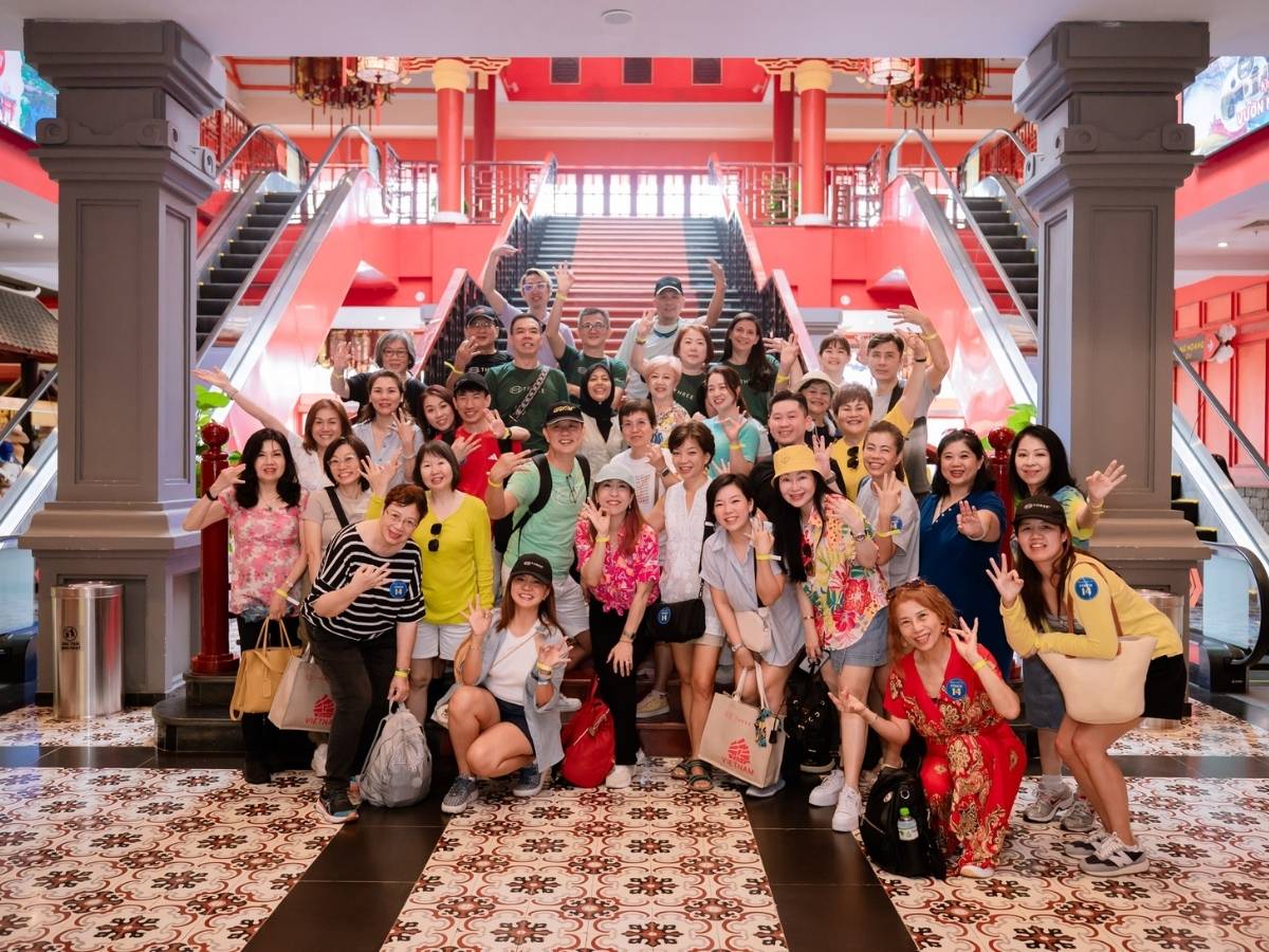 Du khách cũng có thể mua thêm vé Wow Pass để được ưu tiên tham gia trò chơi mà không cần xếp hàng.