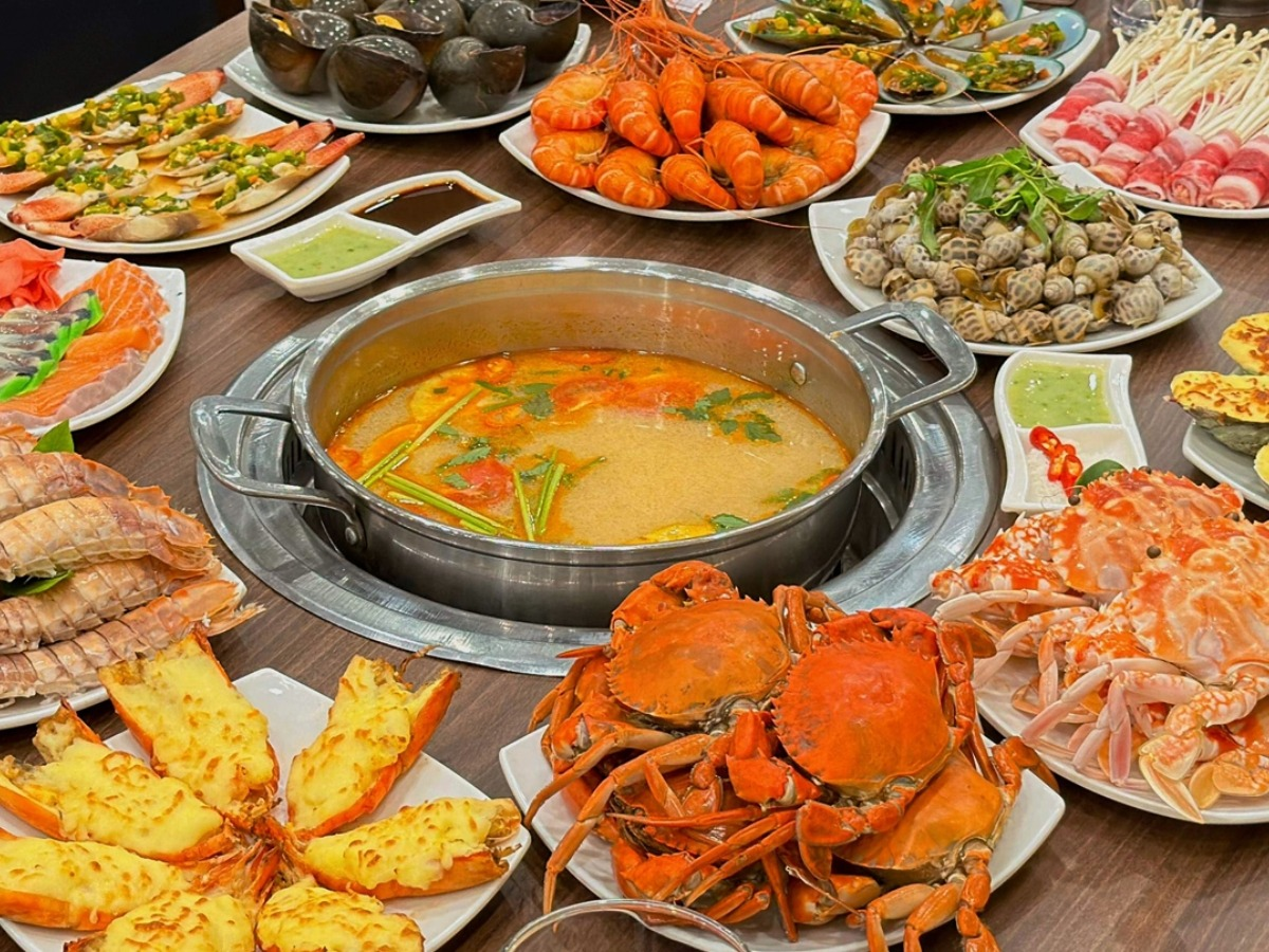 新鮮海鮮被製作成多樣化且香氣四溢,令人食指大動的美味料理。(來源:網路資料)