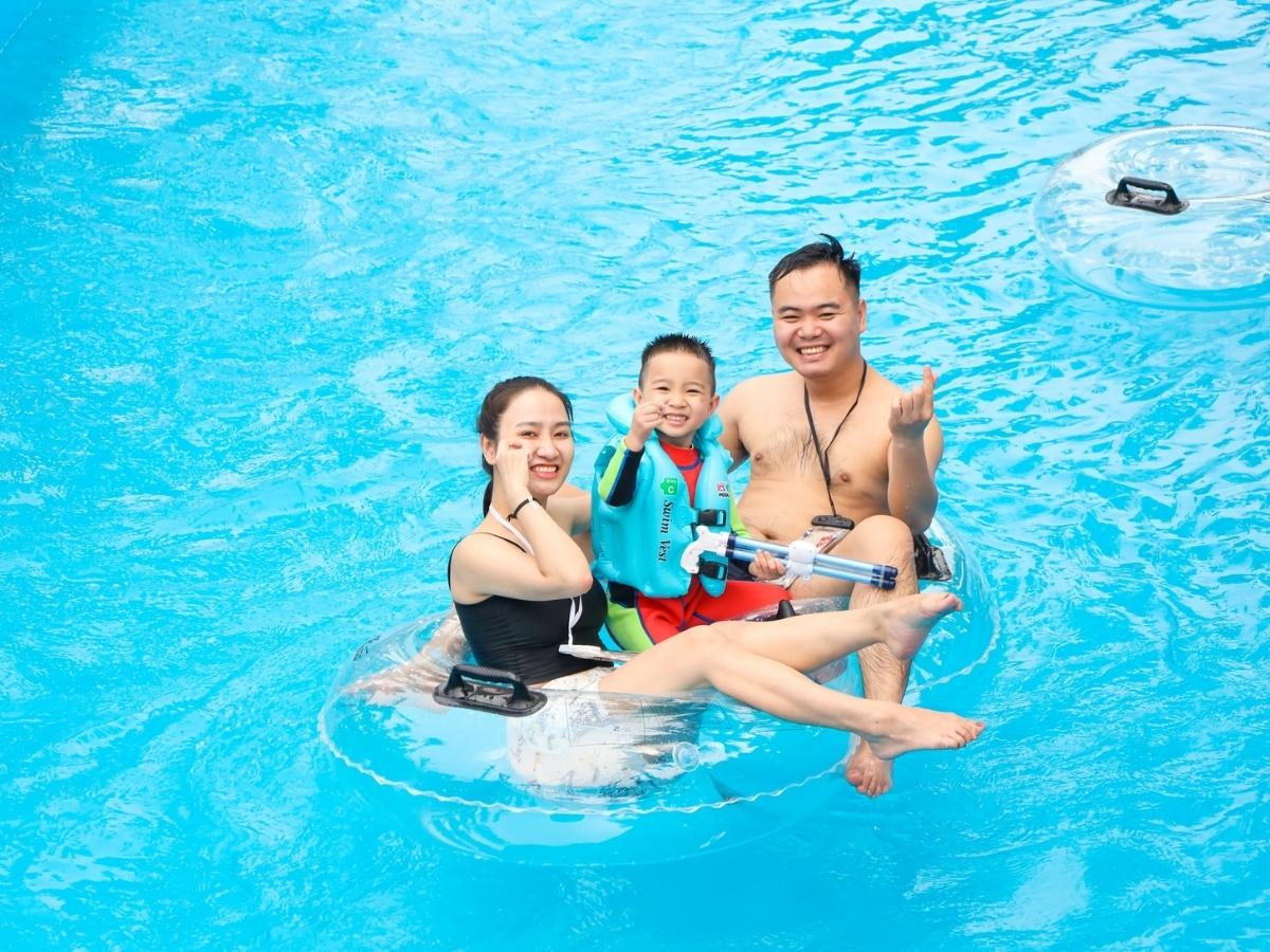 Sun World Ha Long Water Park is one of the entertainment destinations chosen by many families.