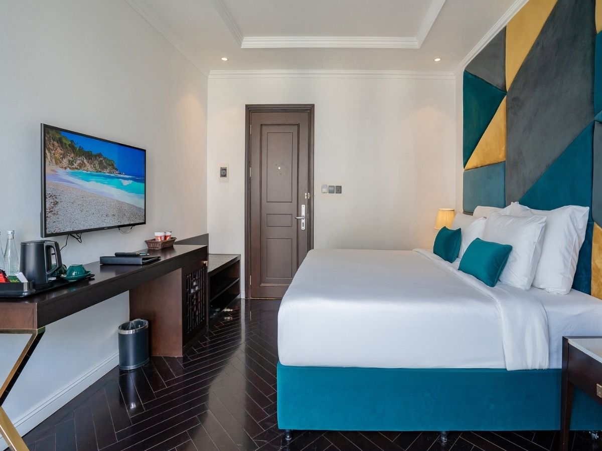 Toàn bộ các phòng tại Almin Hotel đều được trang bị tiện nghi đạt chuẩn 4 sao
