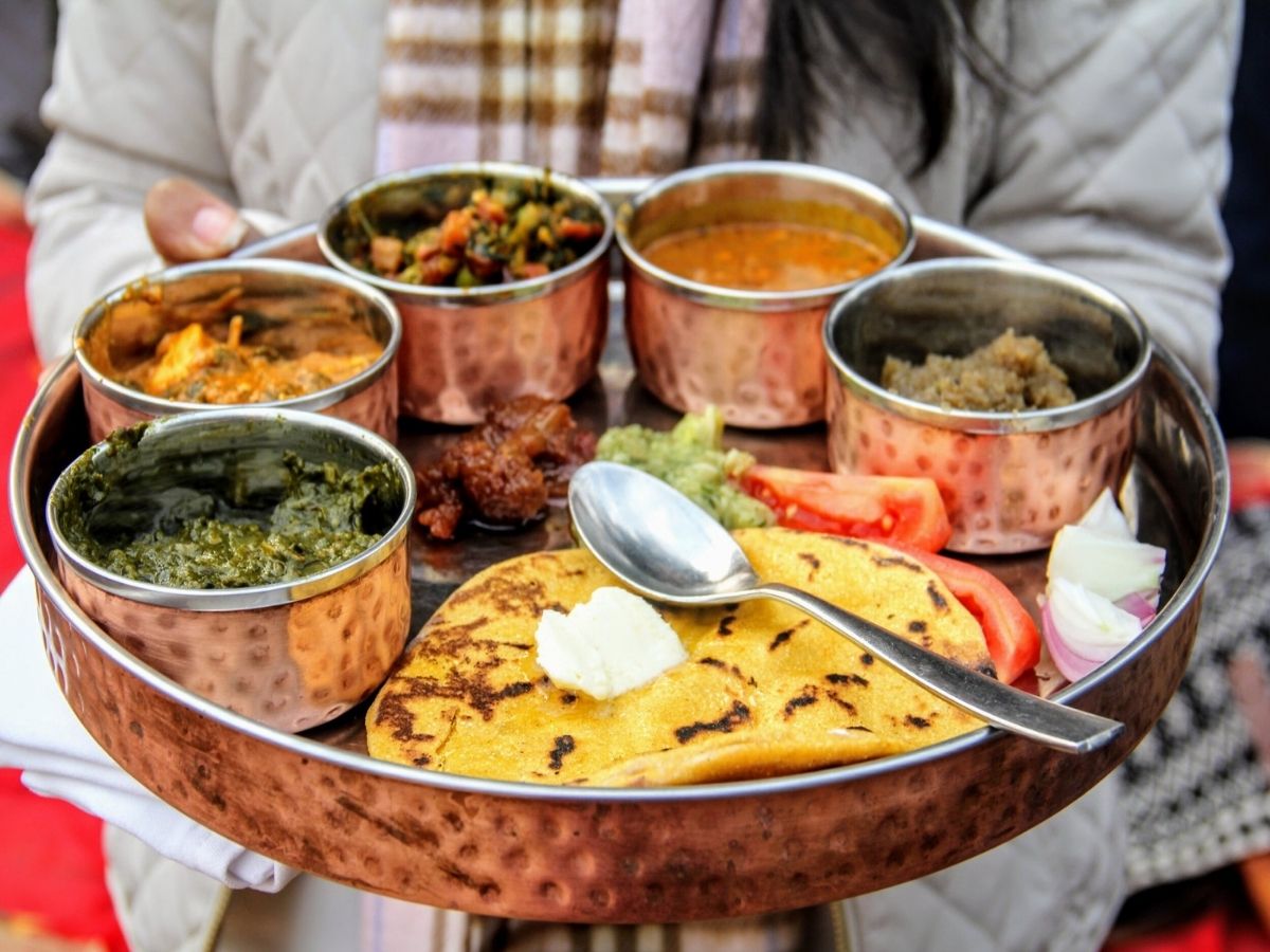 These restaurants serve a variety of Indian dishes. (Source: Collected)