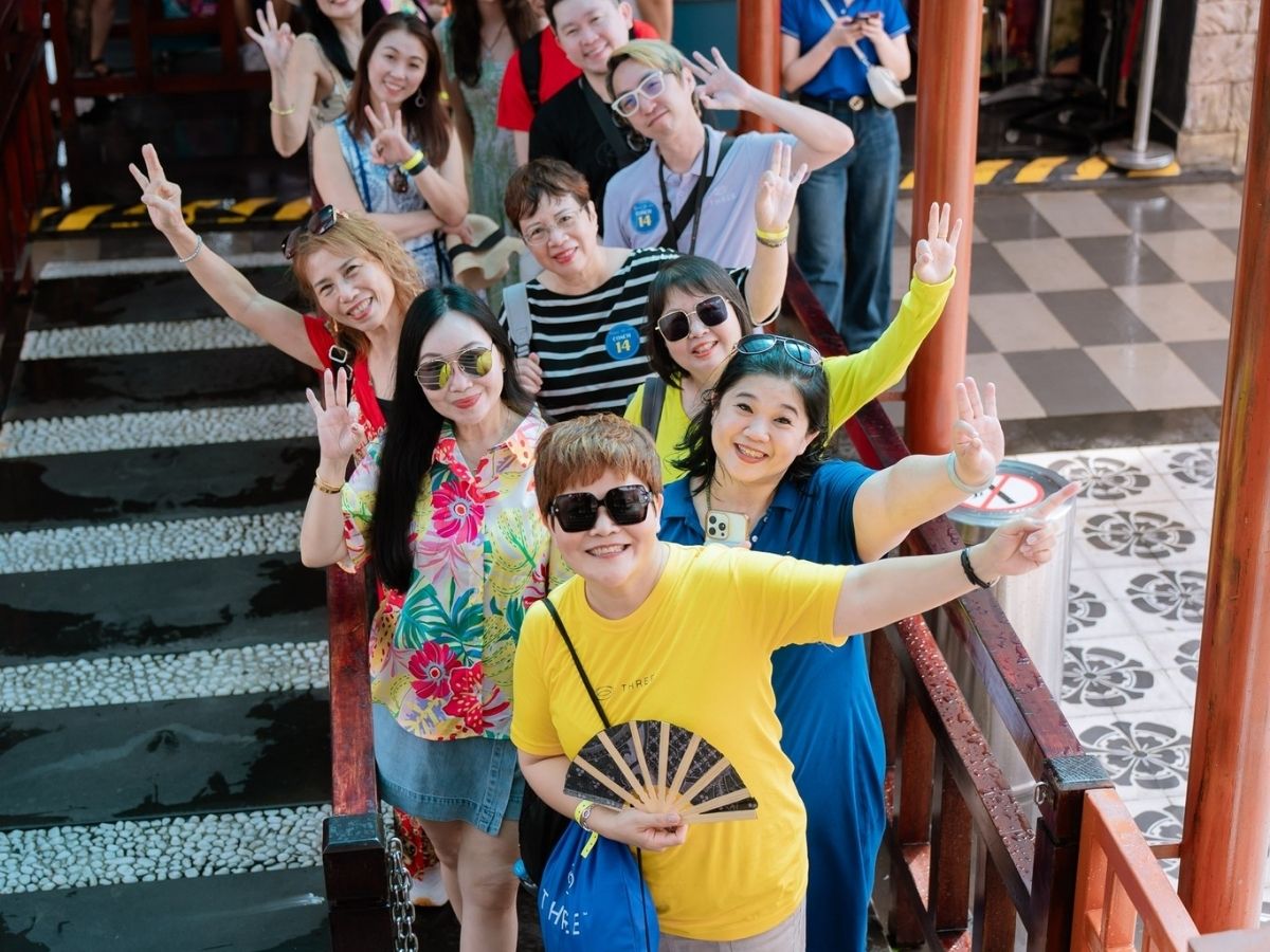 In the Ha Long 2 days 1 night itinerary, Sun World Ha Long is a suitable entertainment destination for both families and groups of friends thanks to its diverse amusement park system.