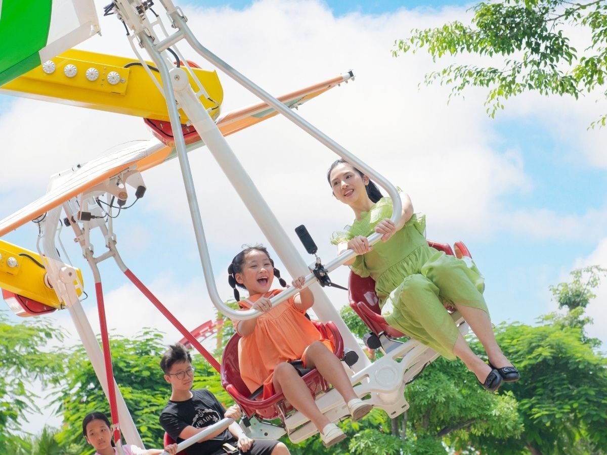 Sun World Ha Long is a prominent entertainment destination on a Ha Long tour in Vietnam.