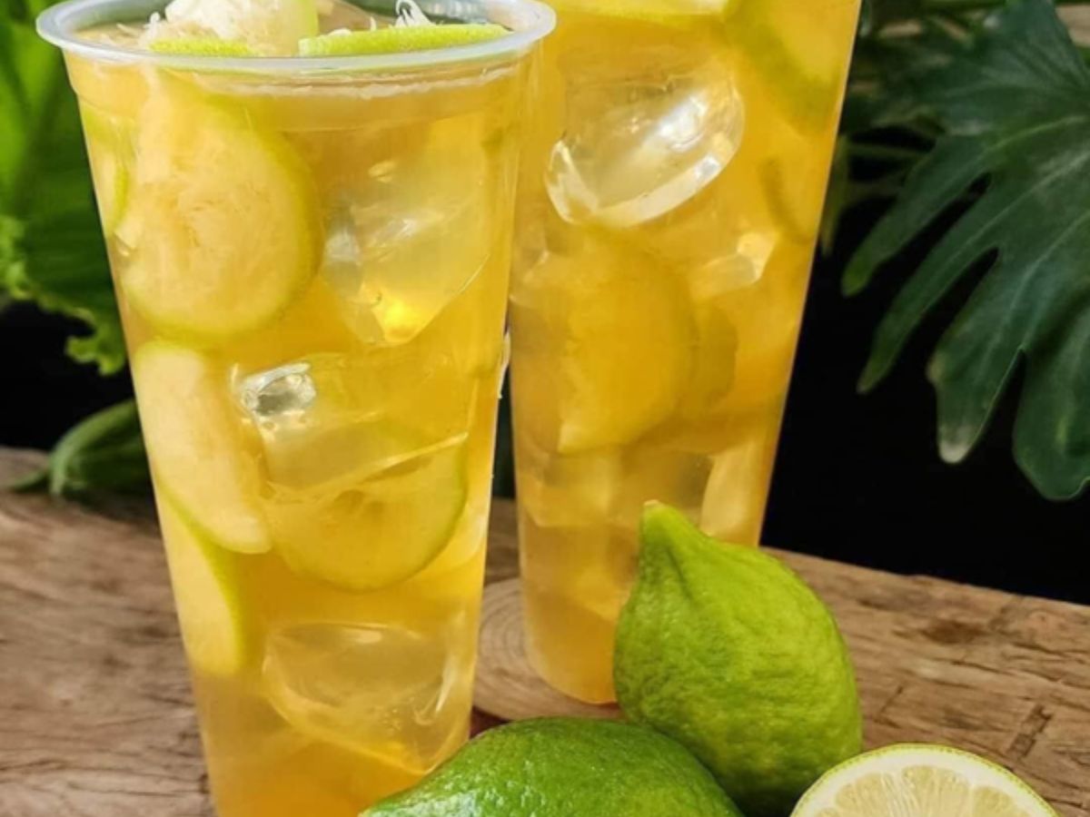 Các loại đồ uống giải nhiệt là lựa chọn phổ biến của du khách khi khám phá VUI-Fest Ha Long.