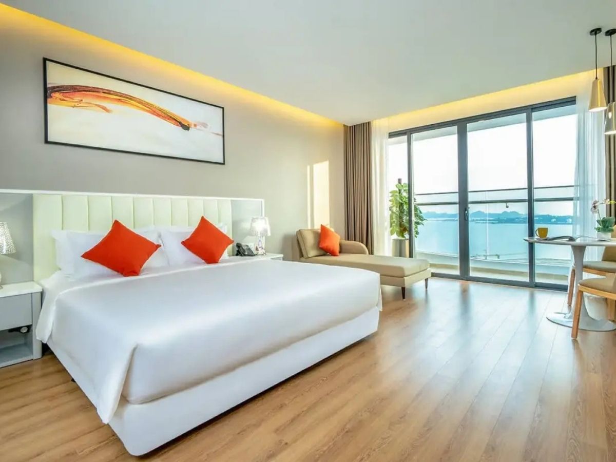 Phòng nghỉ tại DeLaSea Ha Long Hotel