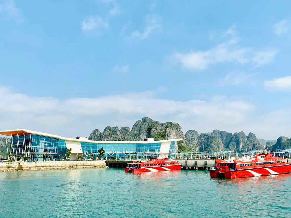 Nhà ga Cảng Ao Tiên Vân Đồn