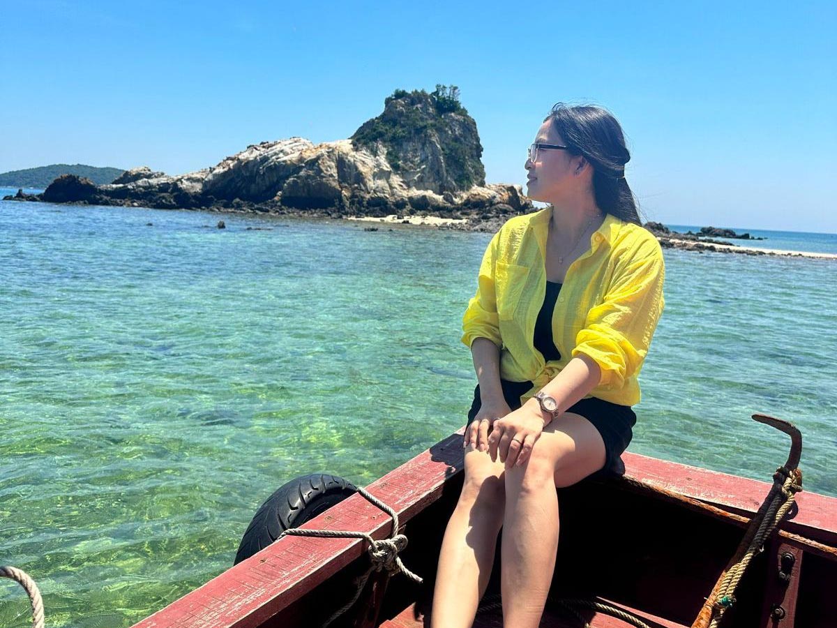 Lịch trình tham quan và trải nghiệm dịch vụ nghỉ dưỡng, vui chơi.