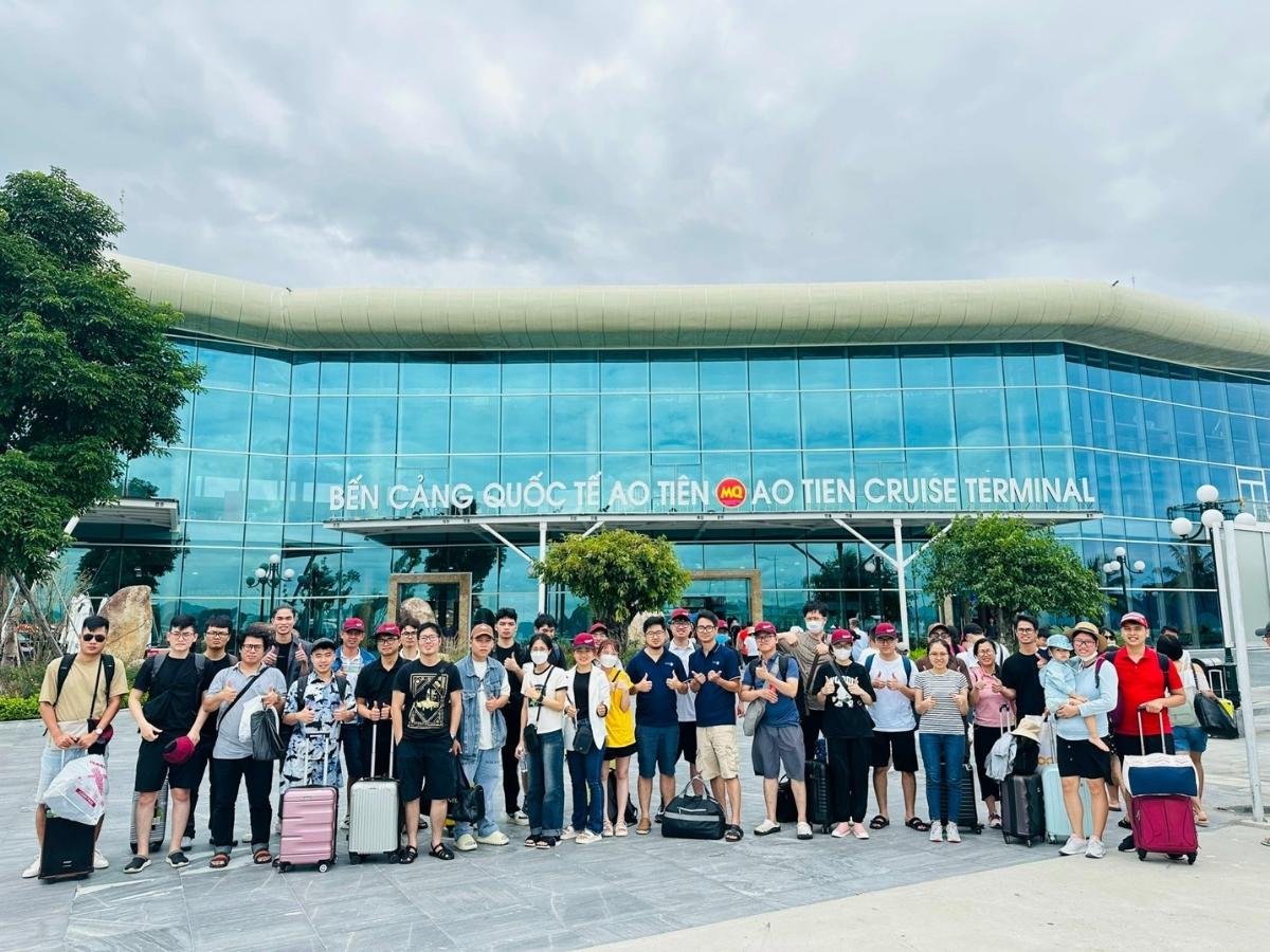 Để săn được vé tốt trong mùa lễ, du khách cần chuẩn bị kỹ lưỡng và chủ động.